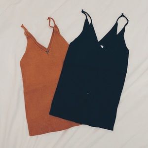 Sleeveless knitted top